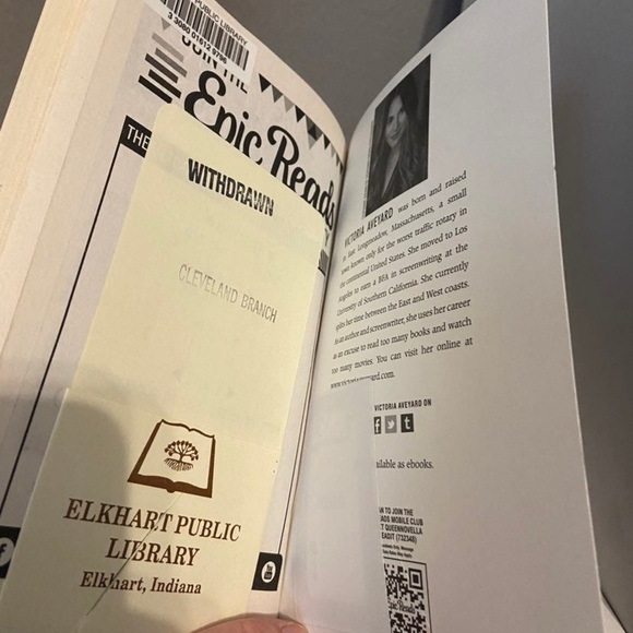 Cruel Crown (Red Queen Novella) - Picture 6 of 7